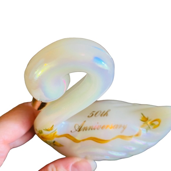 FENTON Hand Painted 50th Anniversary Swan - Picture 3 of 8
